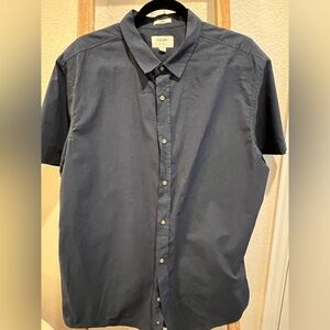 Julian & Mark Casual Blue Button Down Shirt with Short Sleeves